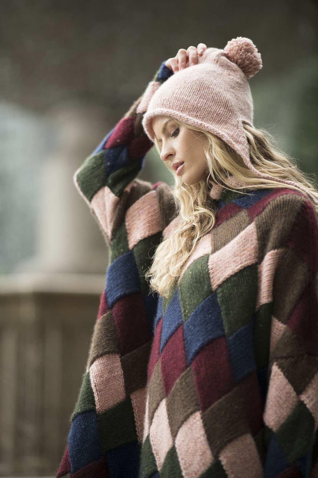 Debauch Sweater - Large