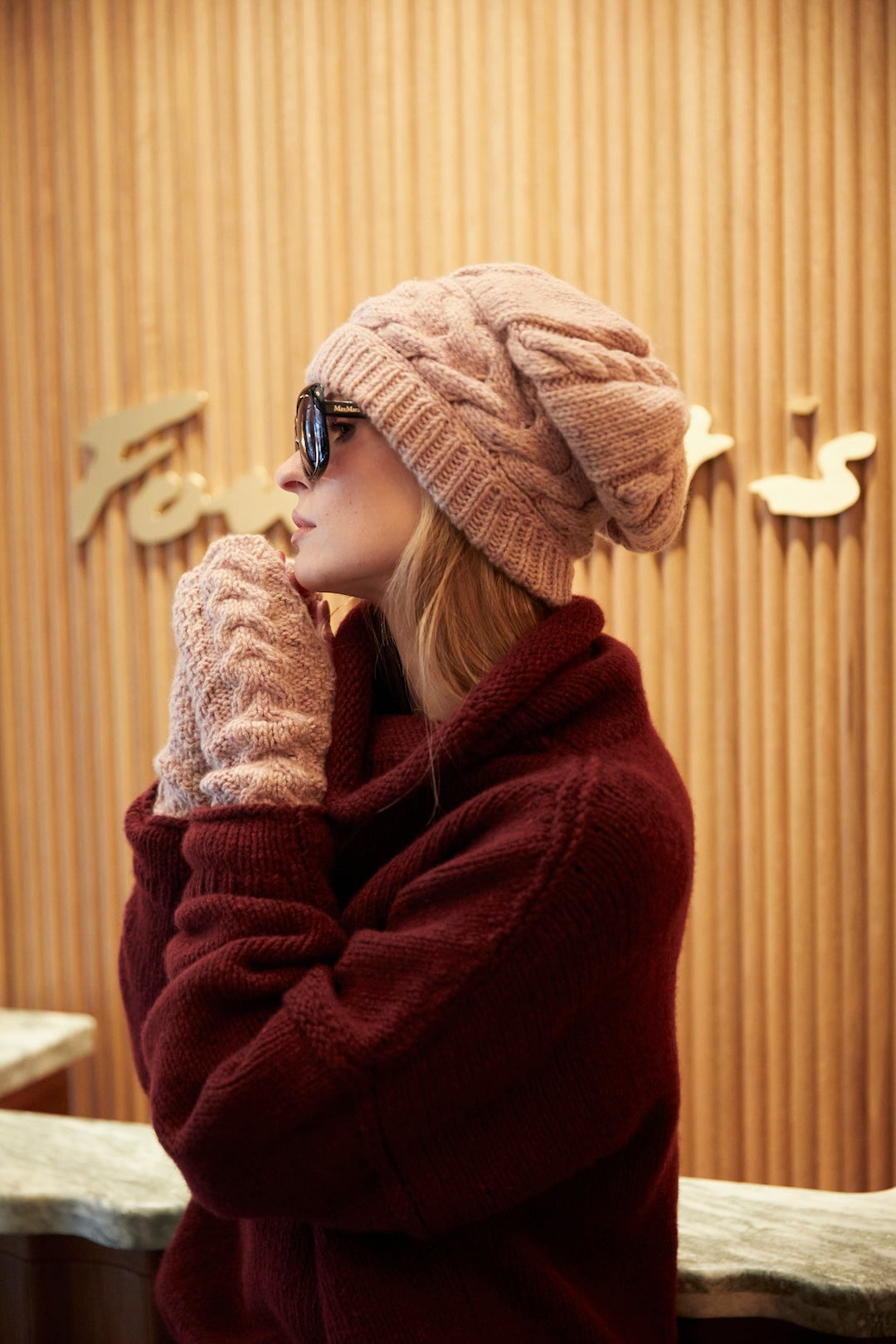 Juliet Beret 1 detail view