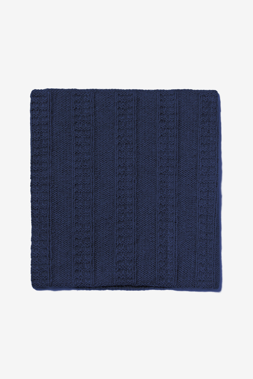 Swanilda Snood