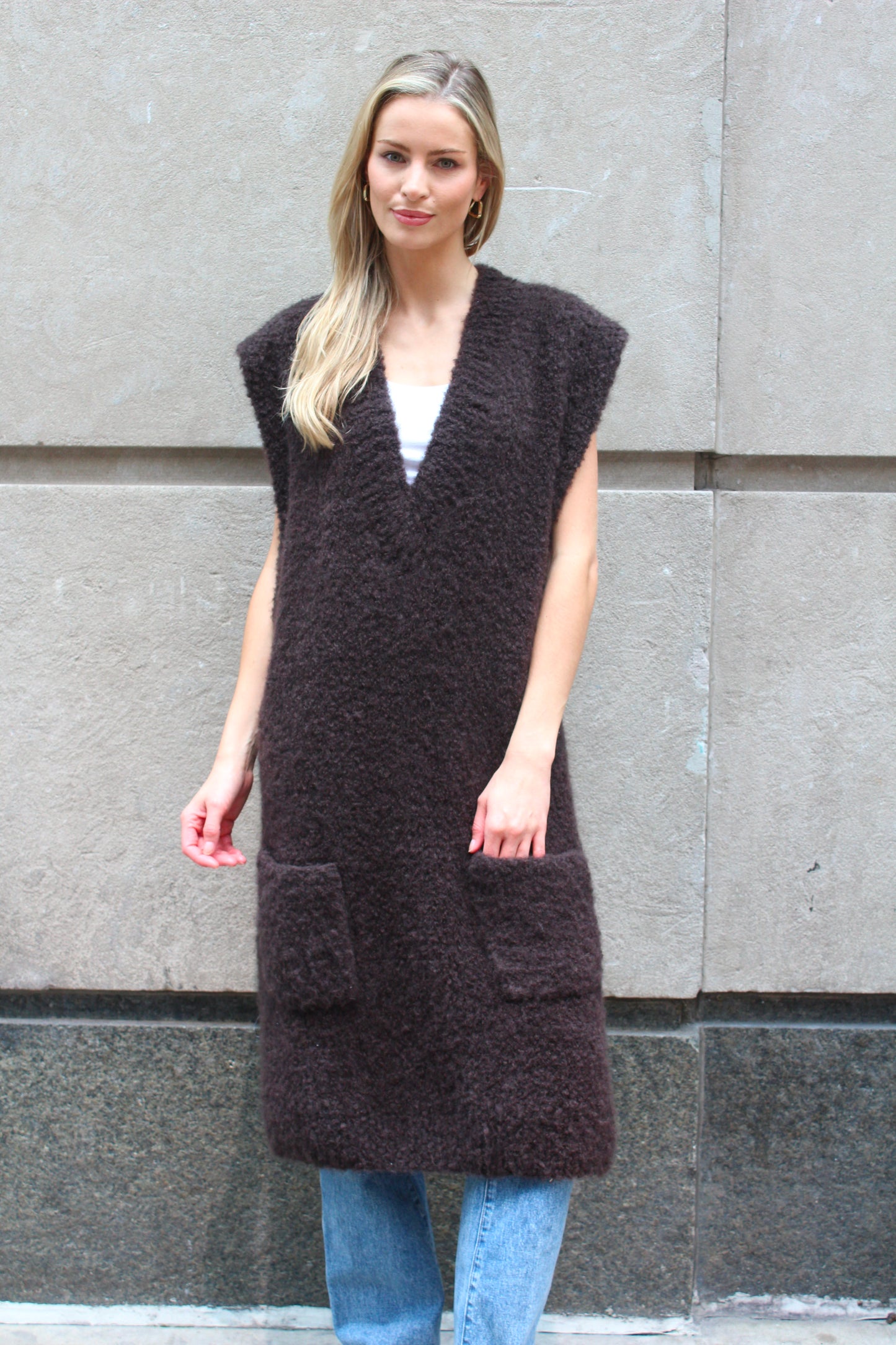 Teddy Vest - Big (Dark Brown)