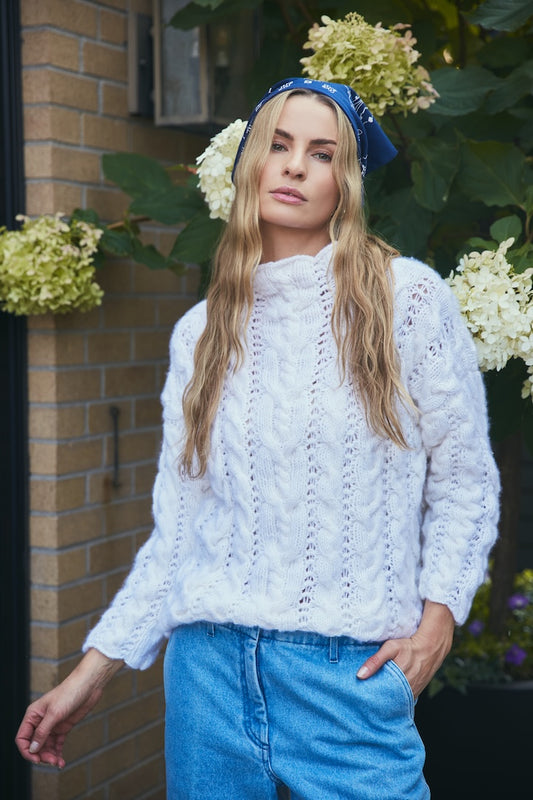 Amanda Sweater Luxury Hand-Knit Cashmere | Hania New York