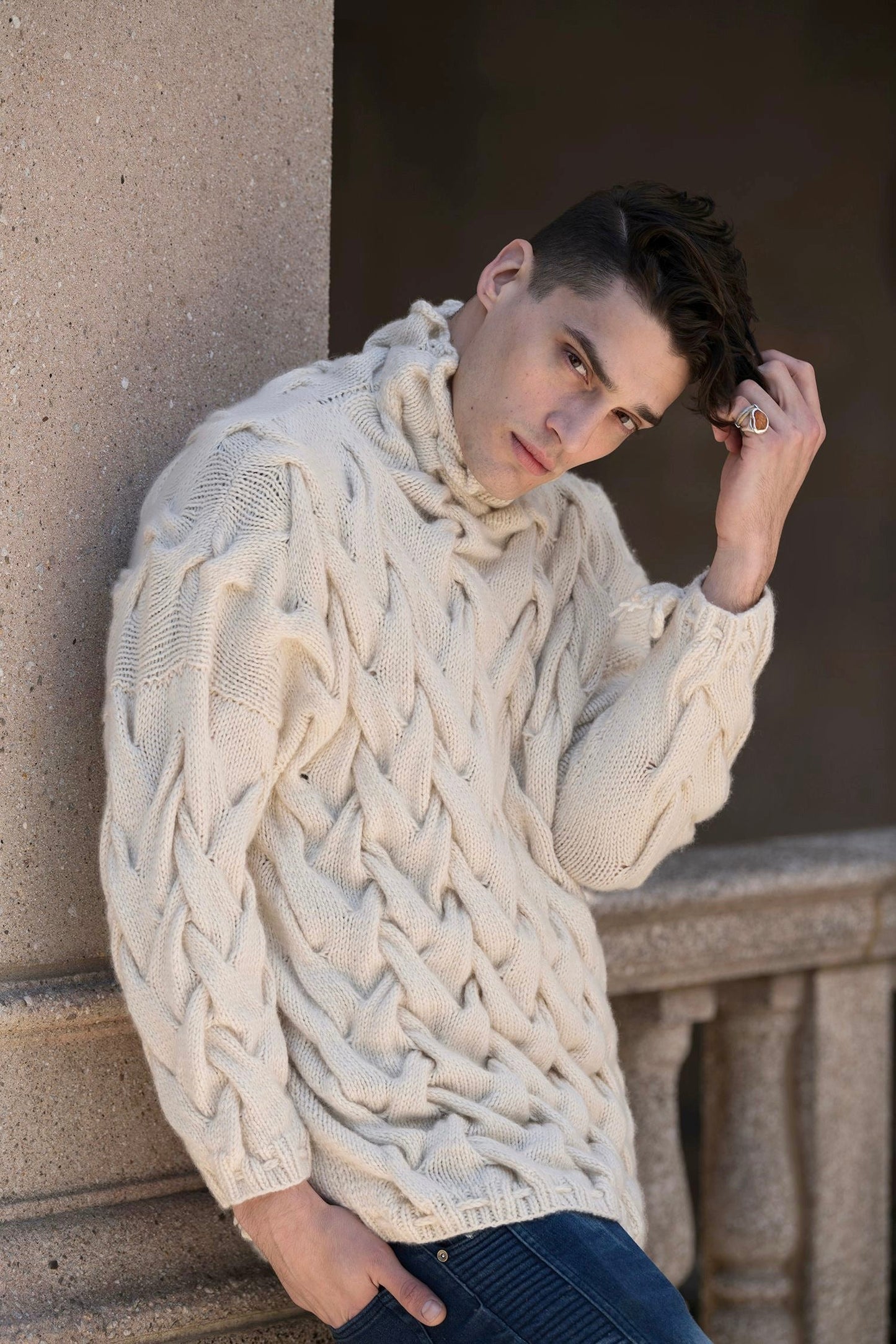 Kerm Sweater - Large