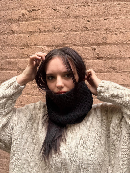 Honeycomb Crochet Neckwarmer