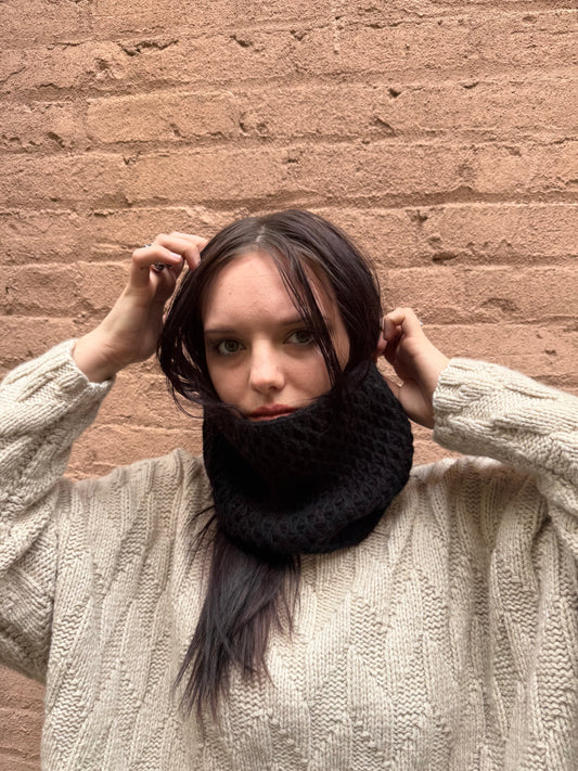 Honeycomb Crochet Neckwarmer