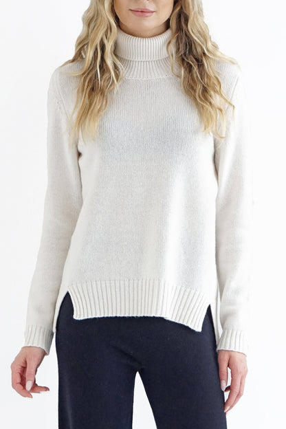 Megan Slit Pullover